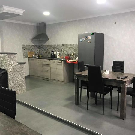 Guesthouse Ori Beli In Mestia Exteriér fotografie