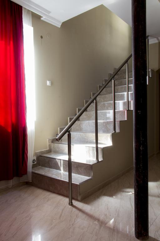 Guesthouse Ori Beli In Mestia Exteriér fotografie