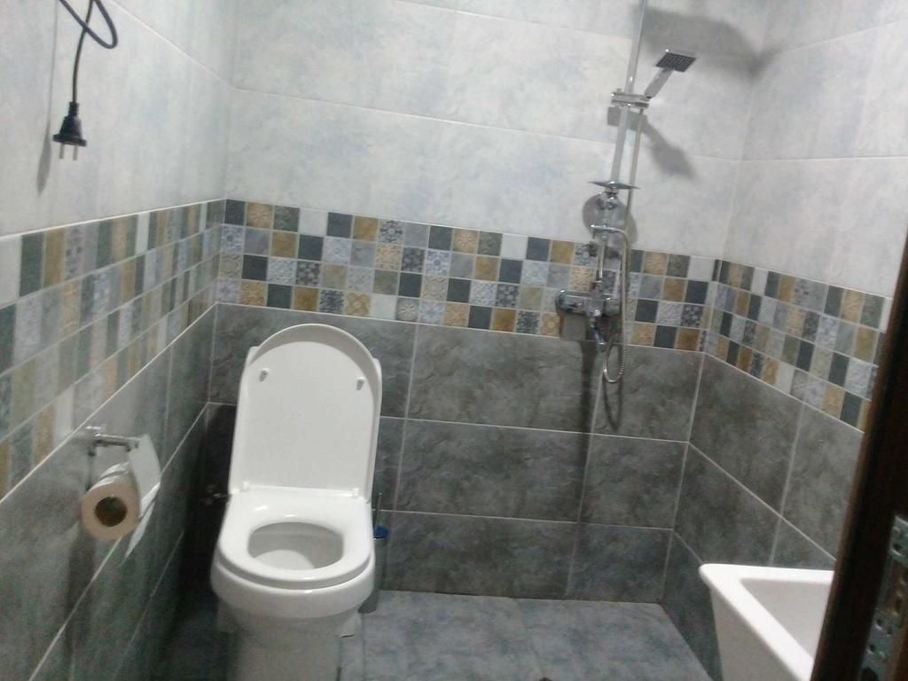 Guesthouse Ori Beli In Mestia Exteriér fotografie