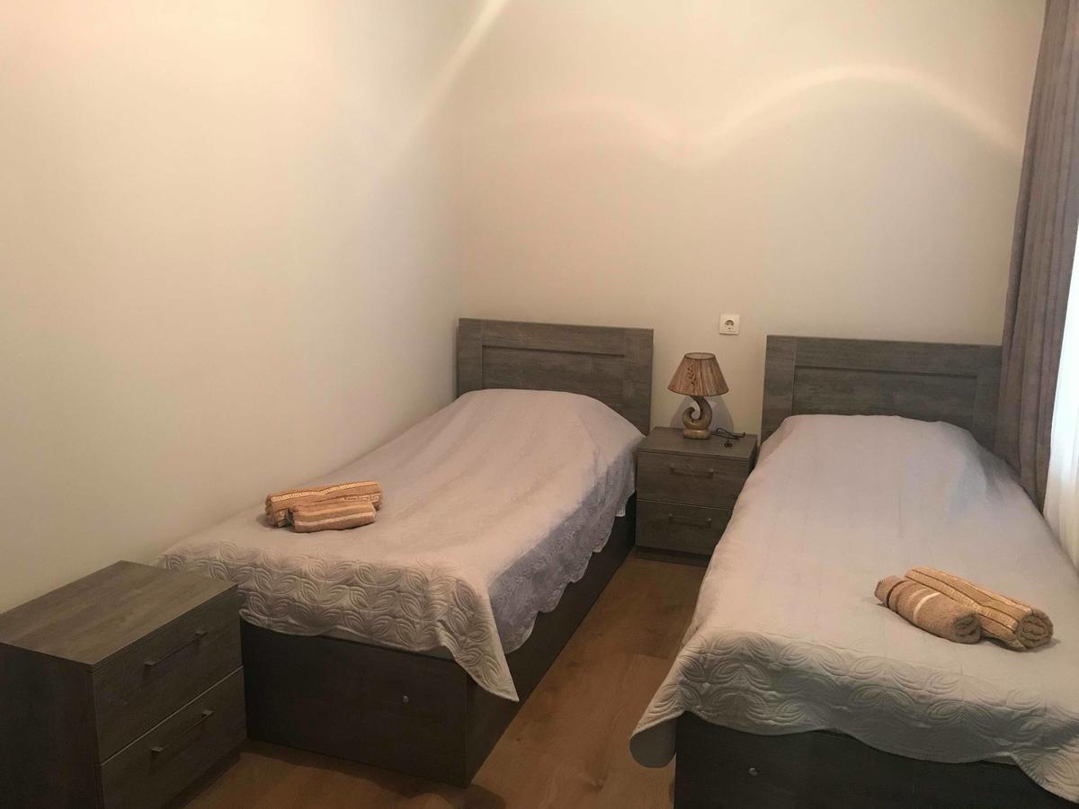 Guesthouse Ori Beli In Mestia Exteriér fotografie
